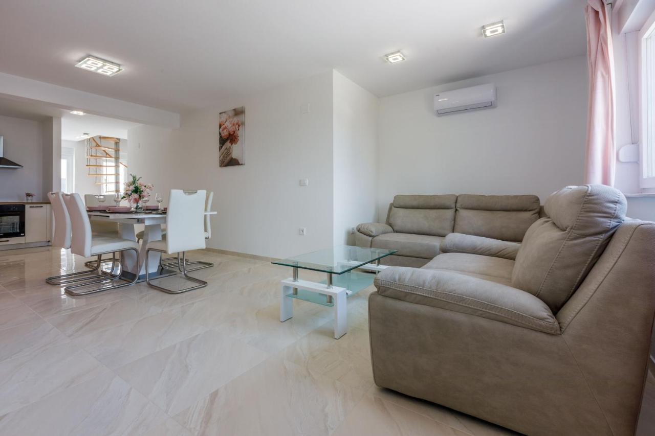 Apartments Cvetkovic Crikvenica Dış mekan fotoğraf